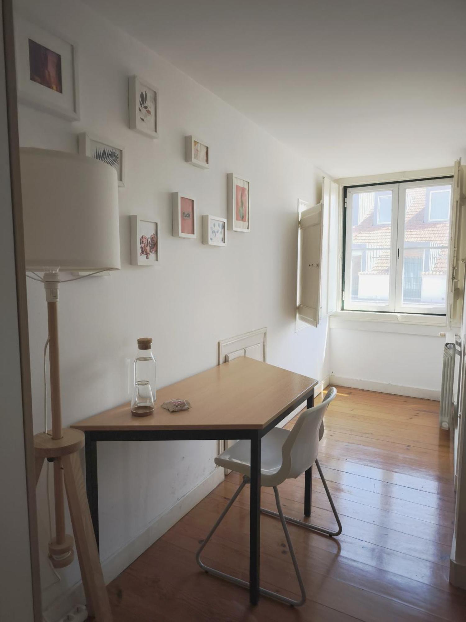 Privatunterkunft In Lisbon's Bairro Alto In Shared Lissabon